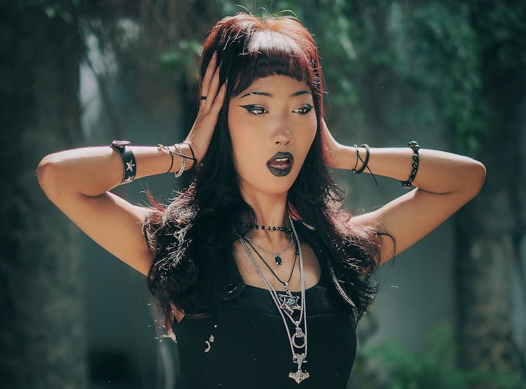 Top Catalog Items and Search Terms for Your Emo Look