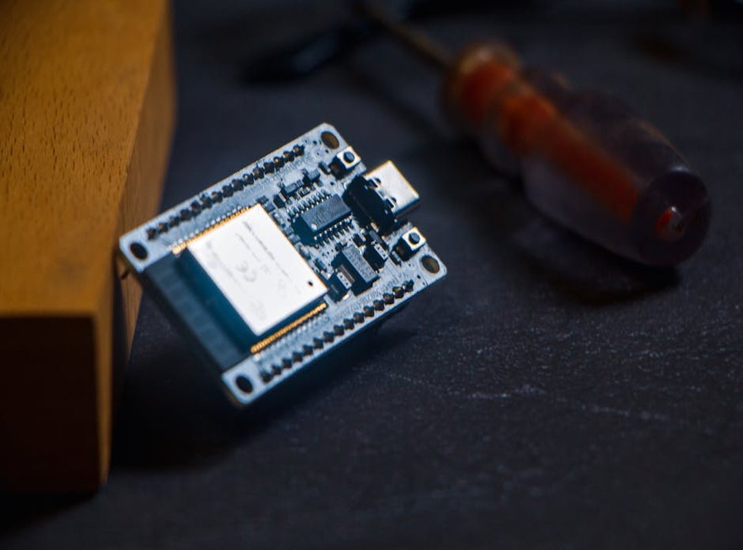 How to Build Iot Applications Dtrgstech