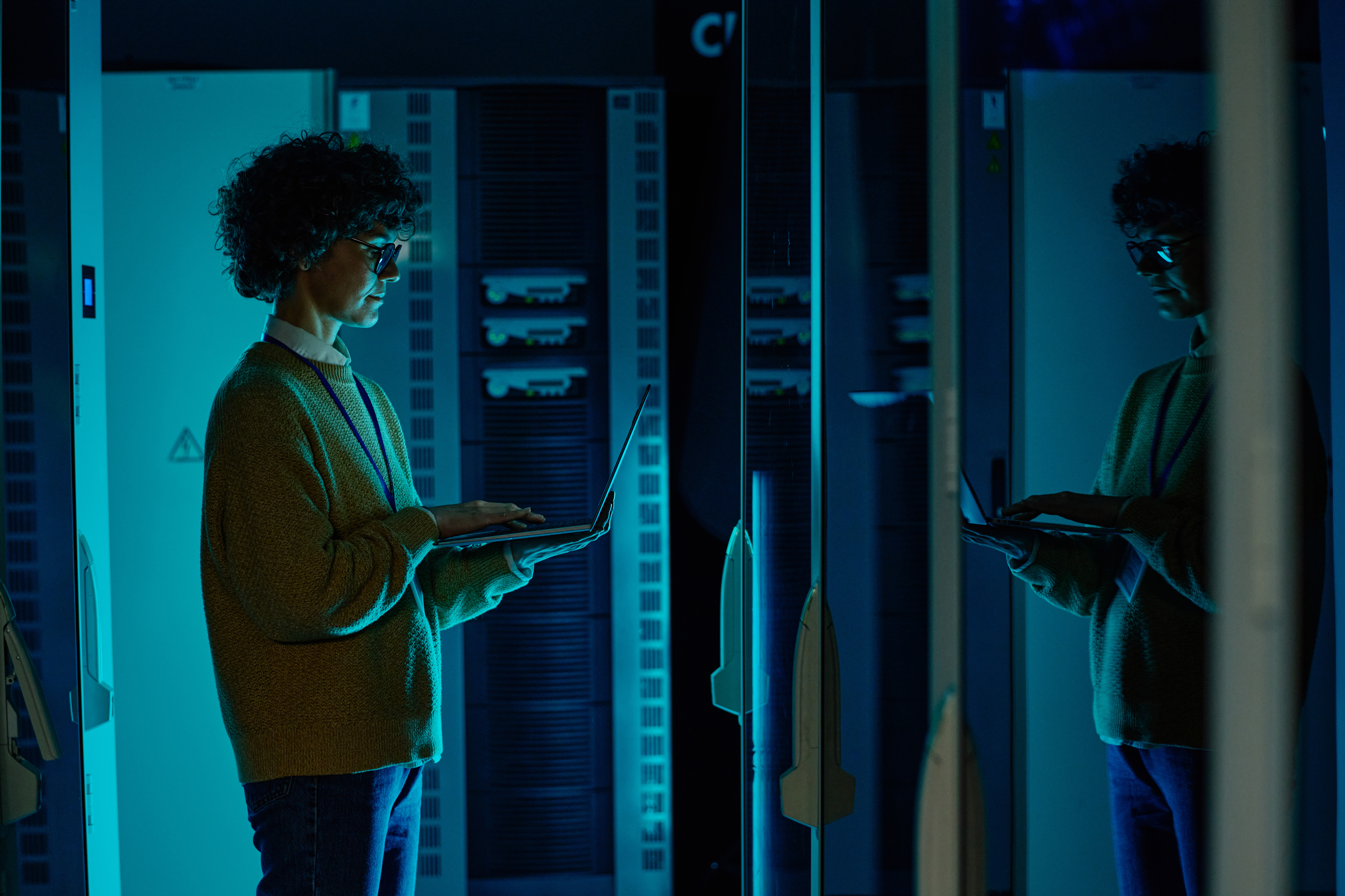 engineer-standing-in-data-center-2026-03-18-15-42-14-utc